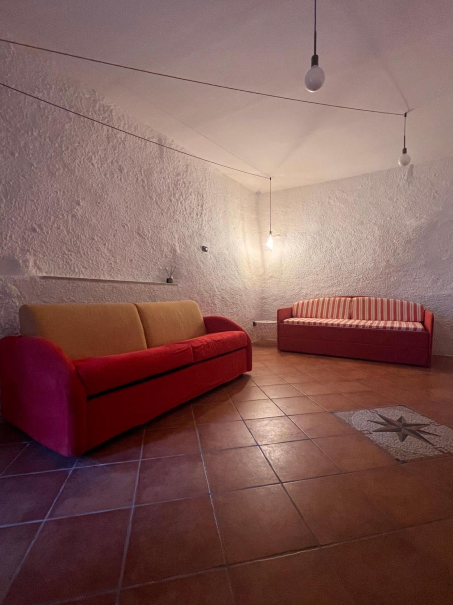 Olivetta House Holiday Монелья Екстер'єр фото
