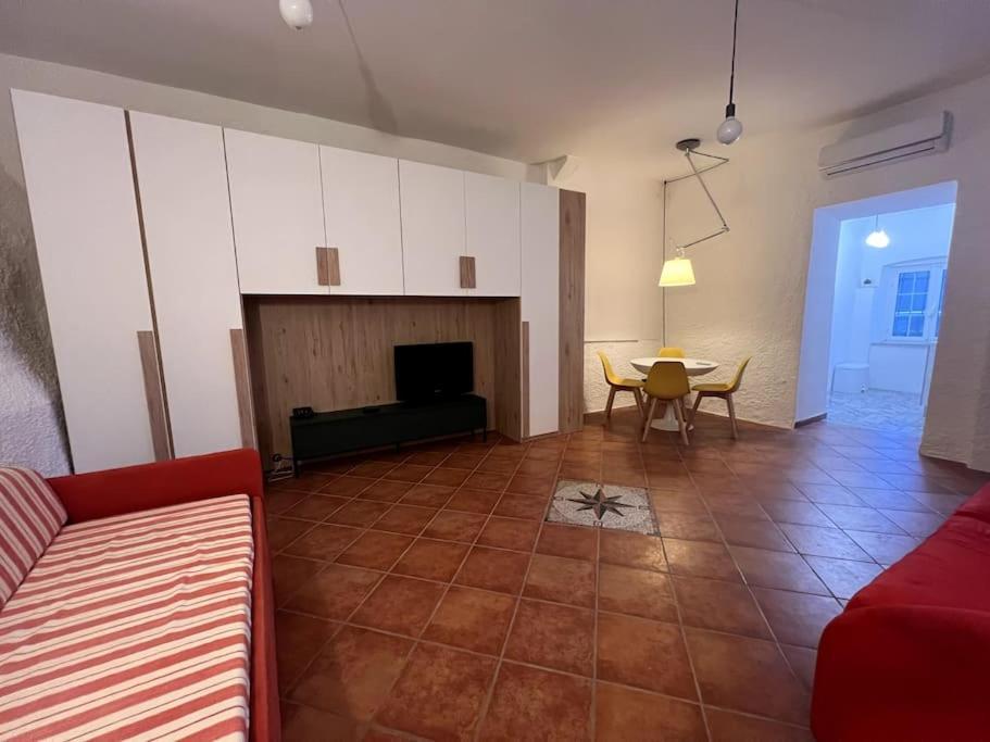 Olivetta House Holiday Монелья Екстер'єр фото